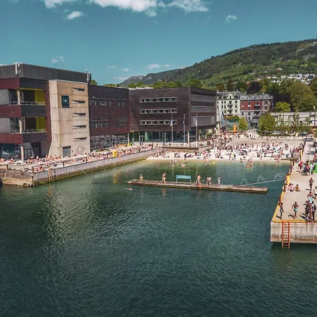 Apartamento Byleilighet I Sjokanten M Terrasse *