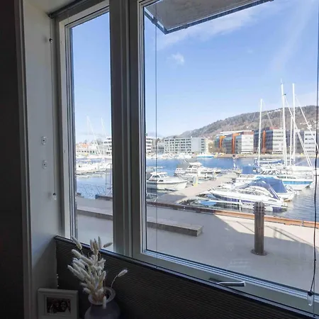 Lägenhet Byleilighet I Sjokanten M Terrasse